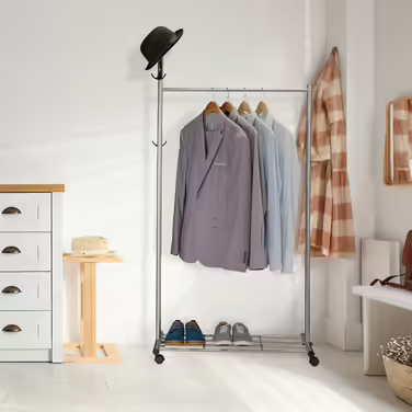Relaxdays Silberne Garderobe mit Rollen
