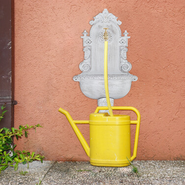 Relaxdays XL Wandbrunnen antik