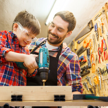Relaxdays Klappbare Werkbank mit Spannbacken