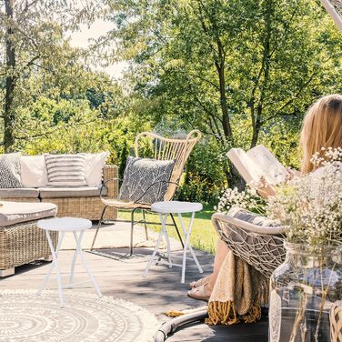Relaxdays Klapphocker BASTIAN rund, 2 Stk. Faltbar, Kunststoff, Rattanoptik, Wetterfest HxBxT: 45 x 32,5 x 29 cm, (Weiß)