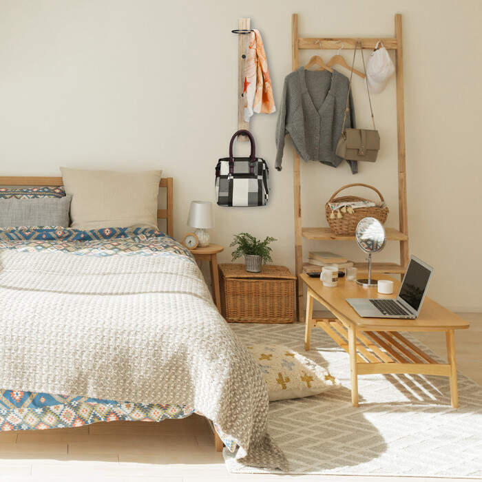 Relaxdays Garderobenleiste mit Schalring