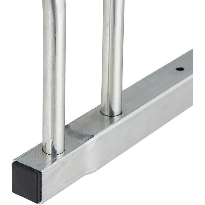 Relaxdays Fahrradständer Boden, für 3 Fahrräder, bis 50 mm Reifenbreite, Metall, Garage, Fahrrad-Aufstellständer, silber