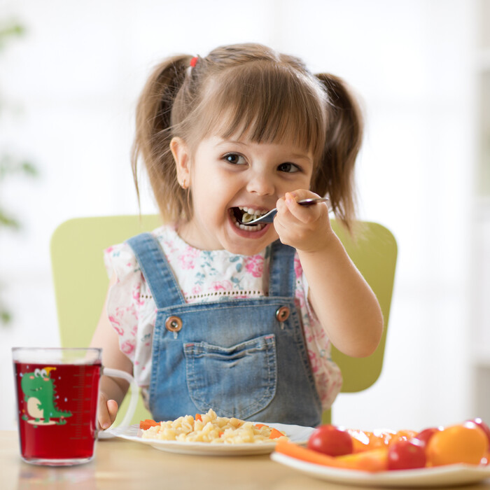 Relaxdays 2er Set Kindergläser mit Dinomotiv