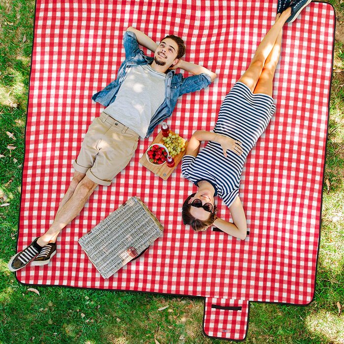 Relaxdays XXL Picknickdecke, 200 x 200 cm, Fleece Stranddecke, wärmeisoliert, wasserdicht, mit Tragegriff, rot/weiß