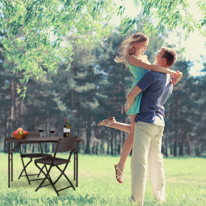 Relaxdays Eckiger Gartentisch Holzoptik
